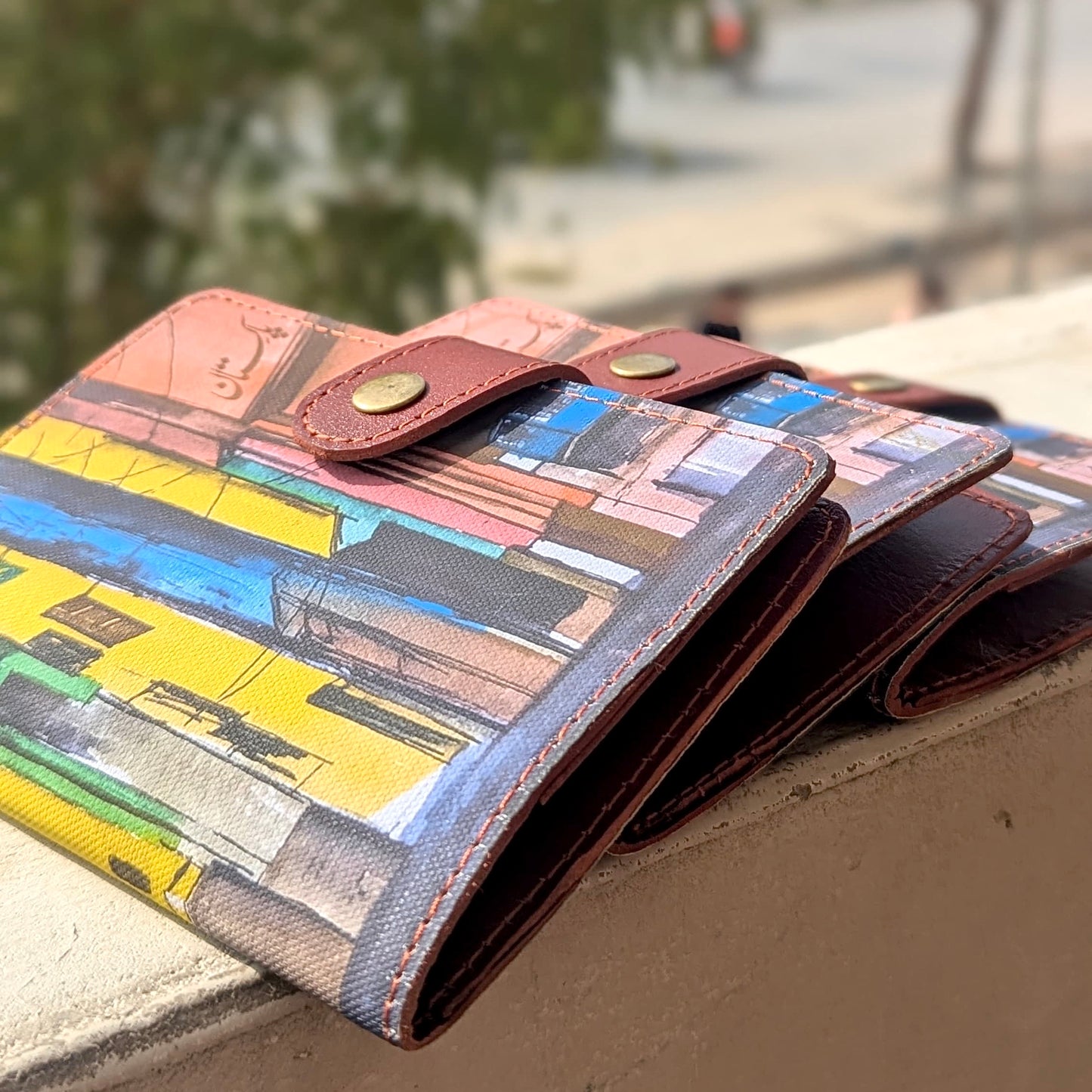 Lyari Passport Holder