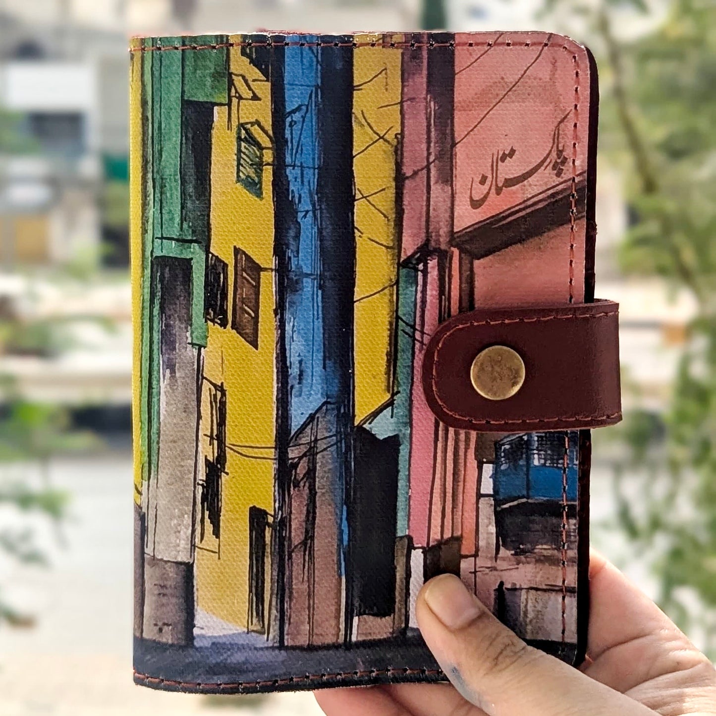 Lyari Passport Holder